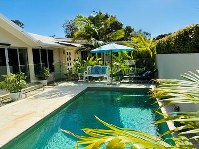 /international/au/22-creek-road-noosaville-qld-151769000/