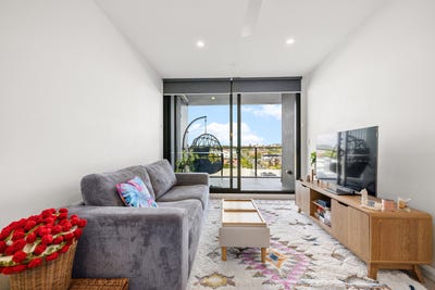 /international/au/20807-300-old-cleveland-road-coorparoo-qld-151235408/