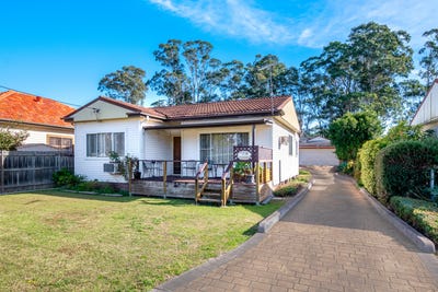 /international/au/25a-barker-street-cambridge-park-nsw-148304824/