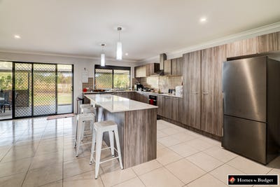/international/au/18-gutt-road-regency-downs-qld-151056668/