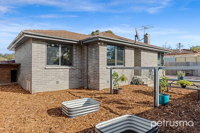 /international/au/33-arden-drive-rokeby-tas-151307216/
