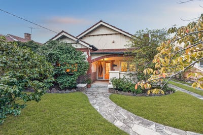 /international/au/15-hawthorn-grove-mckinnon-vic-151119904/