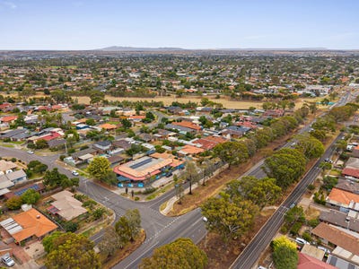 /international/au/vacant-childcare-81-ballan-road-werribee-vic-505157384/