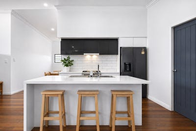 /international/au/50a-twelfth-avenue-railway-estate-qld-151021120/