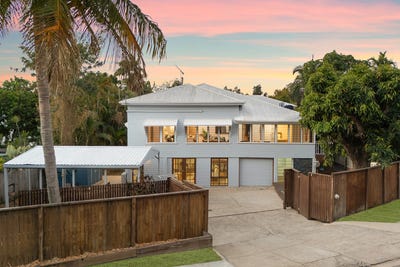 /international/au/5-gilbert-crescent-castle-hill-qld-152543996/
