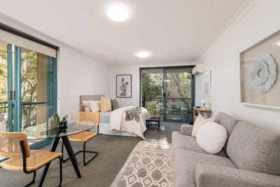 /international/au/23-1-linthorpe-street-newtown-nsw-148327792/