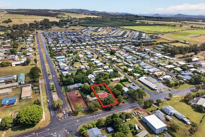 /international/au/67-kennedy-highway-tolga-qld-151441172/