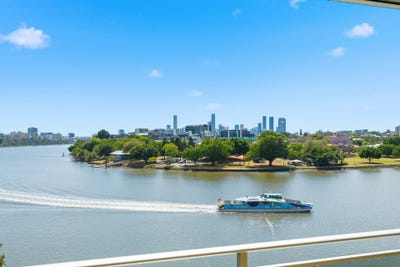 /international/au/10-2-sandford-street-st-lucia-qld-152465288/
