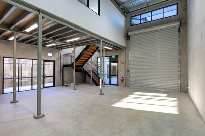 /international/au/2-185-toombul-road-northgate-qld-504861784/