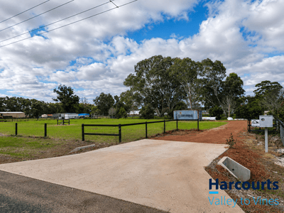 /international/au/22-carl-street-muchea-wa-204567420/