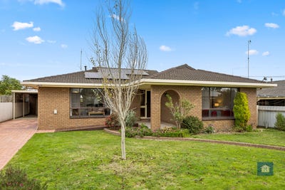 /international/au/8-bryan-avenue-colac-vic-151369216/