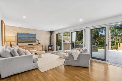 /international/au/17-beaumont-crescent-bayview-nsw-148653716/
