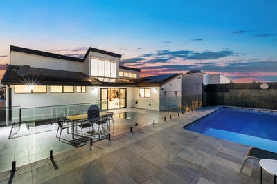 /international/au/13-tutt-crescent-chiswick-nsw-151376272/