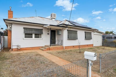 /international/au/36-riverine-street-narrandera-nsw-148494224/
