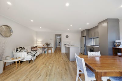 /international/au/35b-leworthy-street-victor-harbor-sa-151312780/