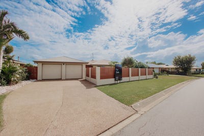 /international/au/5-stehbens-drive-kepnock-qld-151053104/