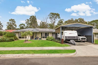 /international/au/44-moore-street-loganlea-qld-150756224/