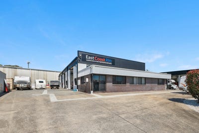 /international/au/8-commercial-drive-ashmore-qld-505138936/
