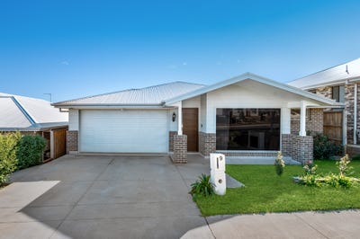 /international/au/9-gloaming-street-menangle-park-nsw-148586560/?lang=zh-cn