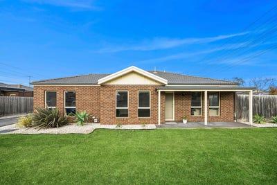 /international/au/10-31-33-cranbourne-drive-corio-vic-151455404/