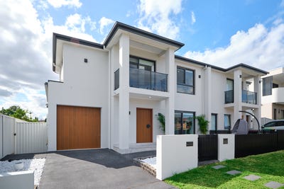 /international/au/23-barbers-road-chester-hill-nsw-150991048/