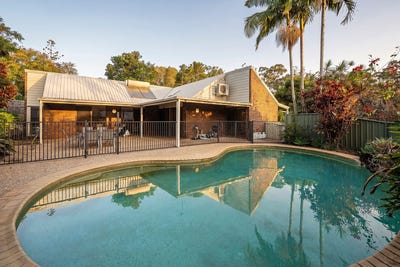 /international/au/9-vista-park-drive-buderim-qld-151394704/