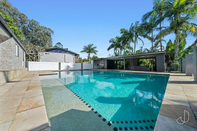 /international/au/88-90-tierney-drive-currumbin-waters-qld-151352948/