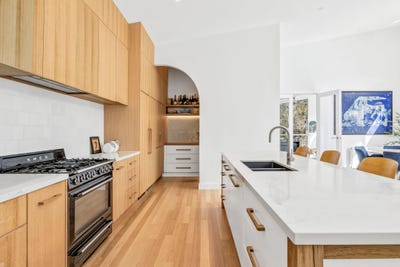 /international/au/2-sheoak-court-torquay-vic-152655504/