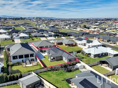 /international/au/11a-ignatius-place-kelso-nsw-148600988/