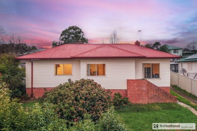 /international/au/9-parnham-street-west-bathurst-nsw-151371804/