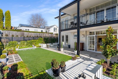 /international/au/24-1-holmhale-street-bowral-nsw-148626036/