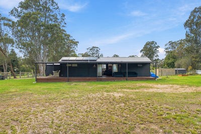 /international/au/4-delaney-road-munro-vic-152589736/