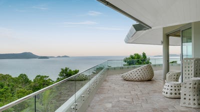 /international/au/4-explorers-drive-south-mission-beach-qld-148689692/?lang=zh-tw