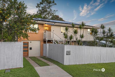 /international/au/4-centre-street-strathpine-qld-151320400/