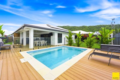 /international/au/26-buoy-drive-trinity-beach-qld-152474748/