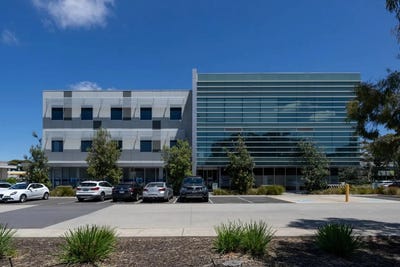 /international/au/109-12-corporate-drive-heatherton-vic-505144768/