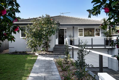 /international/au/15-parkes-road-collaroy-nsw-148552528/
