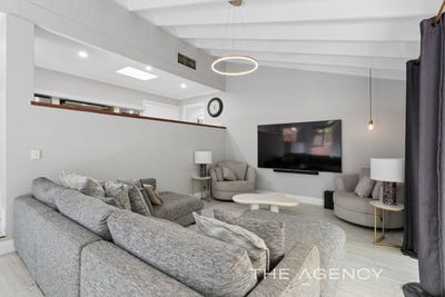 /international/au/16-moffat-place-warwick-wa-152654072/