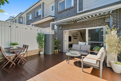 /international/au/16-2a-rupert-street-mount-colah-nsw-151128536/