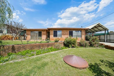 /international/au/9-tuart-place-yangebup-wa-152562032/