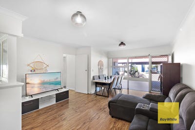 /international/au/15b-calvert-way-girrawheen-wa-150886516/