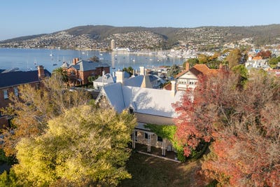/international/au/11-mona-street-battery-point-tas-151071804/