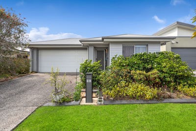 /international/au/39-bunya-crescent-caboolture-south-qld-152537204/