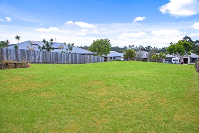 /international/au/44-bedford-circuit-coes-creek-qld-204663848/