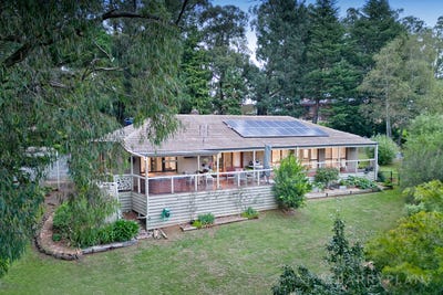 /international/au/14-halcyon-grove-cockatoo-vic-150837944/