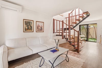 /international/au/1-31-caporn-street-crawley-wa-150921684/