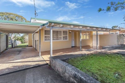 /international/au/7a-prospect-street-north-toowoomba-qld-151108888/