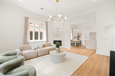 /international/au/25-hartpury-avenue-elwood-vic-152292340/