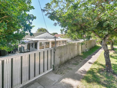 /international/au/19-andromeda-st-inala-qld-150830984/