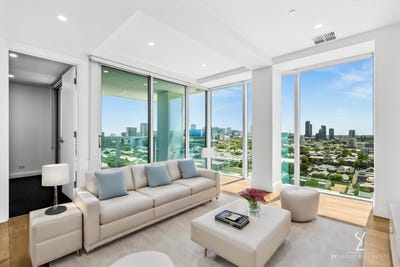 /international/au/1004-267-hutt-street-adelaide-sa-152454416/